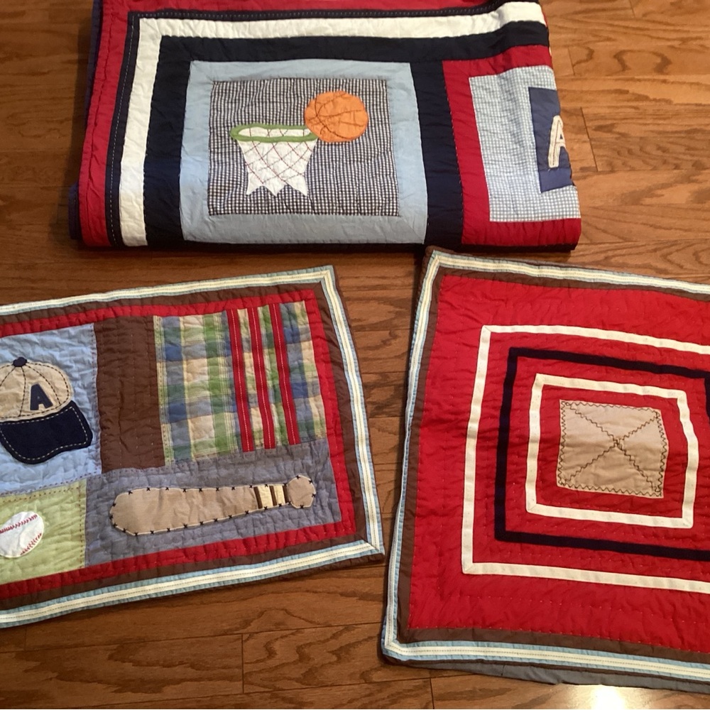 Pottery Barn Kids All Star Sports Quilt with Matching Shams Twin size